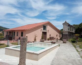 Galicia - Forcarei - Pool