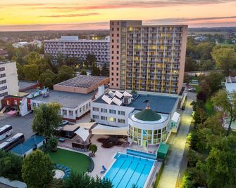 Hotel Barátság Hajdúszoboszló Superior - Hajduszoboszlo