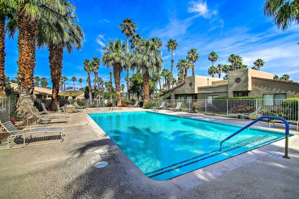 Patio + Resort Amenities: Palm Desert Escape - Palm Desert - Pool