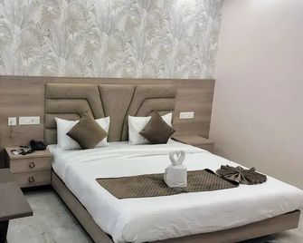 Aaditri Inn - Gorakhpur
