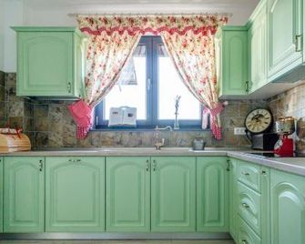 Pensiunea Agroturistica Floare de Camp - Suceava - Kuchyň