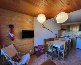 Appartement cosy 2 pièces, 6 pers, balcon, Montgenèvre - FR-1-266-217 - Montgenèvre - Salle à manger