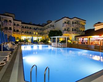 Prince Apart - İçmeler - Pool