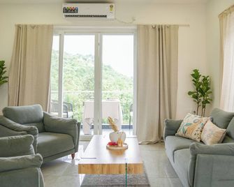 Vsr Vriksha Naturopathy Wellness - Hyderabad - Sala de estar