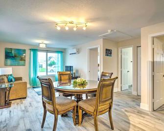 Turquoise Escape about 1 Mi to Sailfish Marina! - West Palm Beach - Comedor