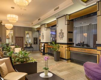 Grand Hotel Glorius Makó - Macău - Lobby