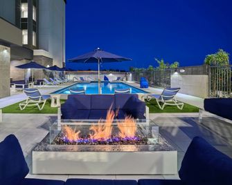 SpringHill Suites by Marriott Phoenix Gilbert - Gilbert - Piscina