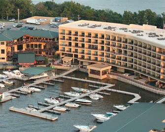 Camden On The Lake Resort & Spa - Lake Ozark - Building