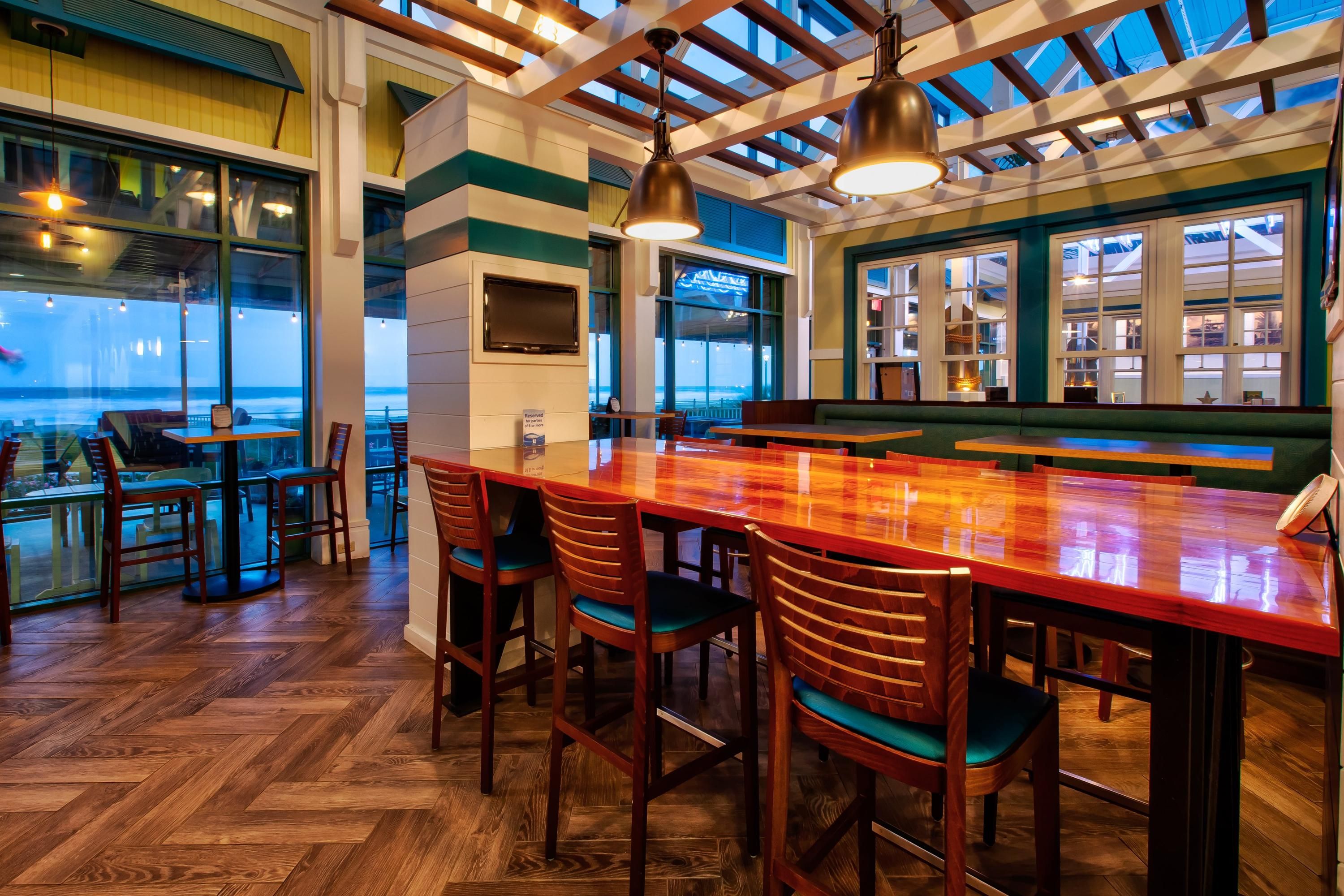 Bar view of Holiday Inn Va Beach-Oceanside 21st St, an IHG Hotel