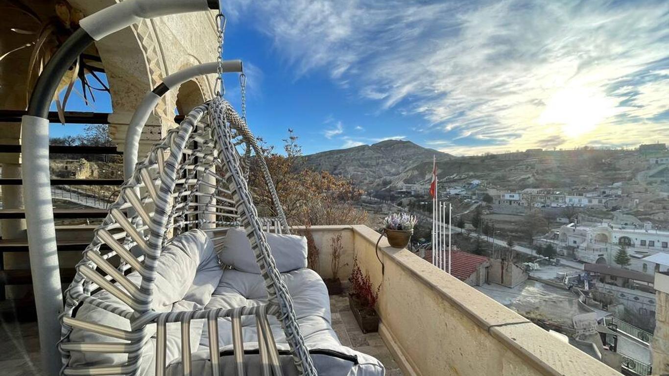 أرتيوم كيف هوتل