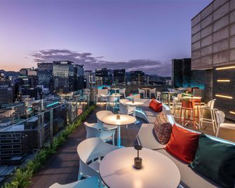 ibis Styles Ambassador Seoul Myeongdong - סיאול - מרפסת