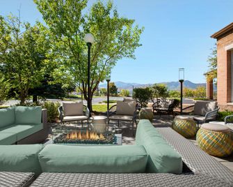 Hilton Garden Inn Colorado Springs North Air Force Academy - Colorado Springs - Serambi