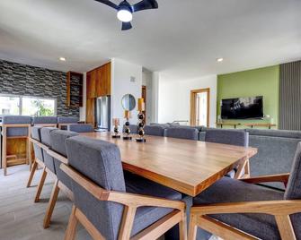 Oceanview Villa 4 bed 6 bath w/ private pool & jacuzzi. More benefits available - Cabarete - Comedor