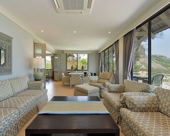 Anantasila Beach Resort Hua Hin - Hua Hin - Phòng khách