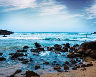 Surf Sea Breeze - Mirissa