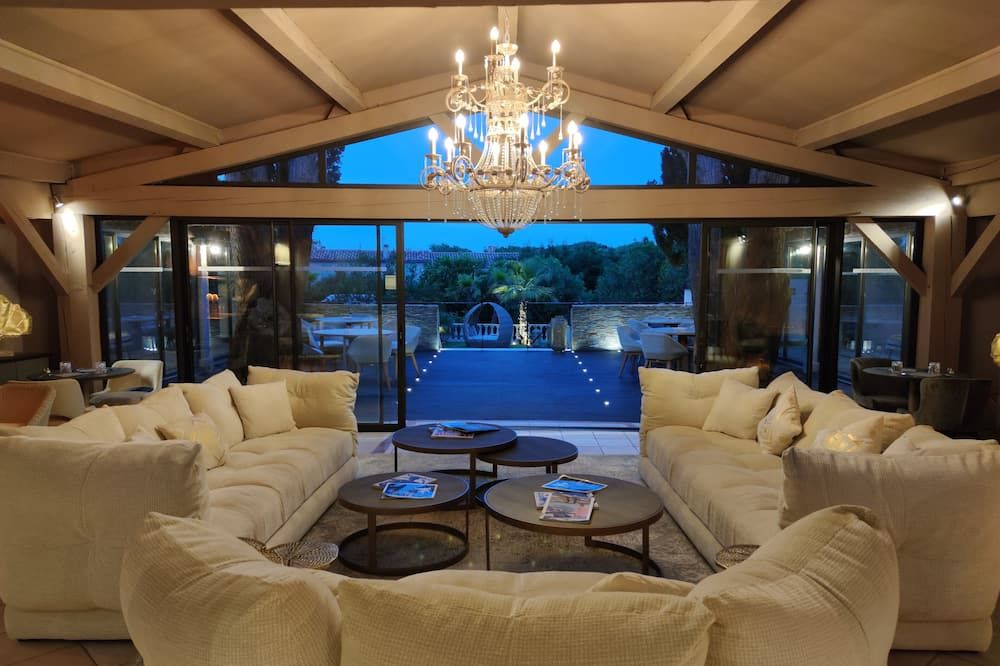 لا فيلا ديون، هوتل آند سبا - سان-تروبيه