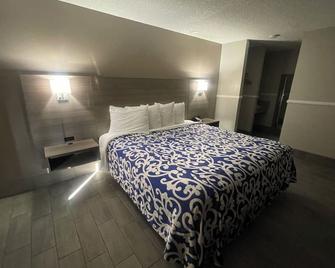 Simplestay Suites - Downtown San Bernardino - San Bernardino - Bedroom