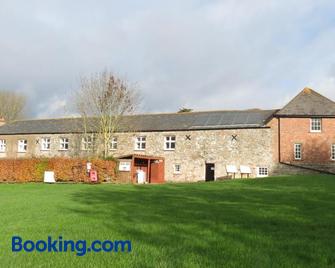 Exmouth Country Lodge & Campsite - Hostel - Exmouth - Building