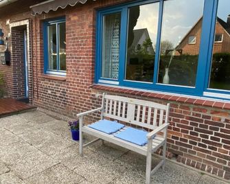 Huus Utspann Fewo Mit Terrasse - 23 Km Vor Hamburg - - Seevetal - Innenhof