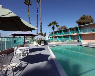 Best Inn & Suites - El Cajon - Pool