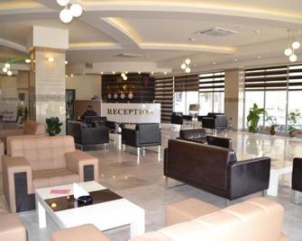 Banoj Hotel - Erbil - Lobby