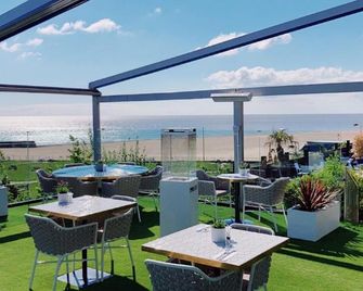 ذا كليف هوتل - Great Yarmouth - مبنى