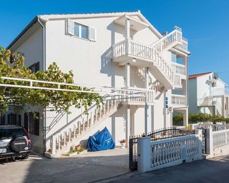 Guesthouse Papica - Orebic - Gebäude