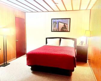 Big Red Motel - Laurel - Slaapkamer
