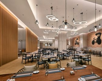 Holiday Inn & Suites Penang Prai By IHG - Bukit Mertajam - Restaurant