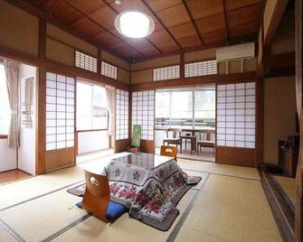 Shibu Onsen Yumoto Ryokan - Yamanouchi - Living room