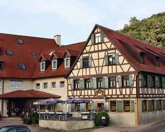 Akzent Hotel Goldener Ochsen - Croeffelbach - Edificio