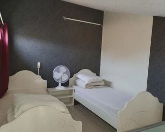 Vrasland Ter 70 M De La Plage 6 Couchages - Narbonne - Chambre