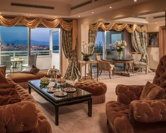 Rome Cavalieri, A Waldorf Astoria Hotel - Roma - Sala de estar