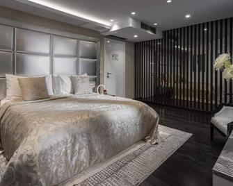 Hotel 9 - Zagreb - Bedroom