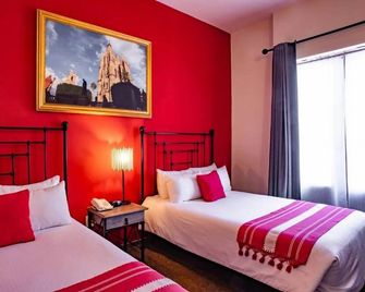 Hotel La Casona 30 - סן מיגל דה איינדה