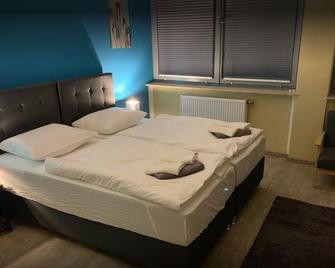White Pearl Hostel 1 - Norimberga - Camera da letto