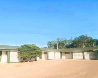 Hometown Inn By OYO Lakin, Ks - Lakin - Building