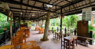 Kanta Hill Resort - Nakhon Si Thammarat - Restaurang