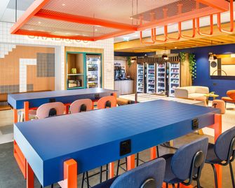 ibis budget Manchester Airport - Mánchester - Bar