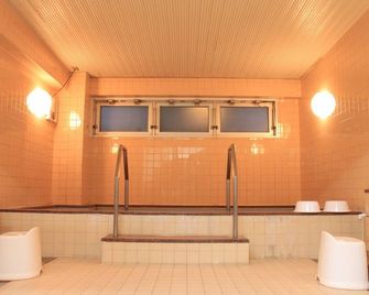 T and K Hostel Kobe Sannomiya East - Kōbe - Servicio de la propiedad