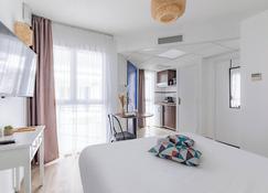Appart'City Confort Pau Centre - Pau - Bedroom