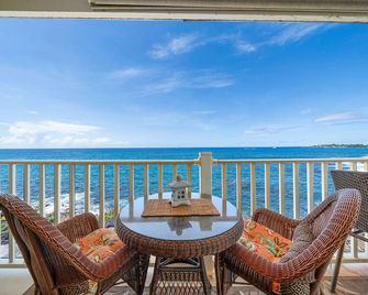 Oceanfront Oasis with Expansive Lanai - Stunning Coastal Retreat - Kailua-Kona - Balcon