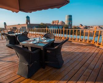 Arkanchi Hotel - Khiva - Balcony