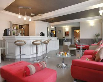 Hotel De Gramont - פו - בר