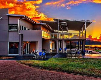 Sunshine Cottage Umina Beach - Umina Beach - Building