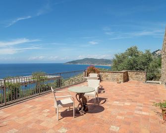 Gorgeous home in S.Marco Castellabate - San Marco Di Castellabate - Balcony