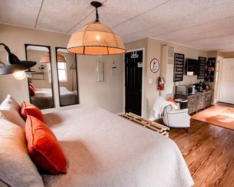 The Loft - Granville - Schlafzimmer