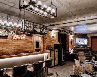 Gudauri Hills Apart Hotel - Gudauri - Bar