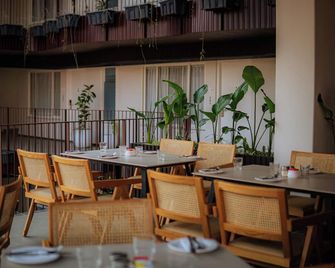 31 Park Hotel - Pokhara - Restaurant