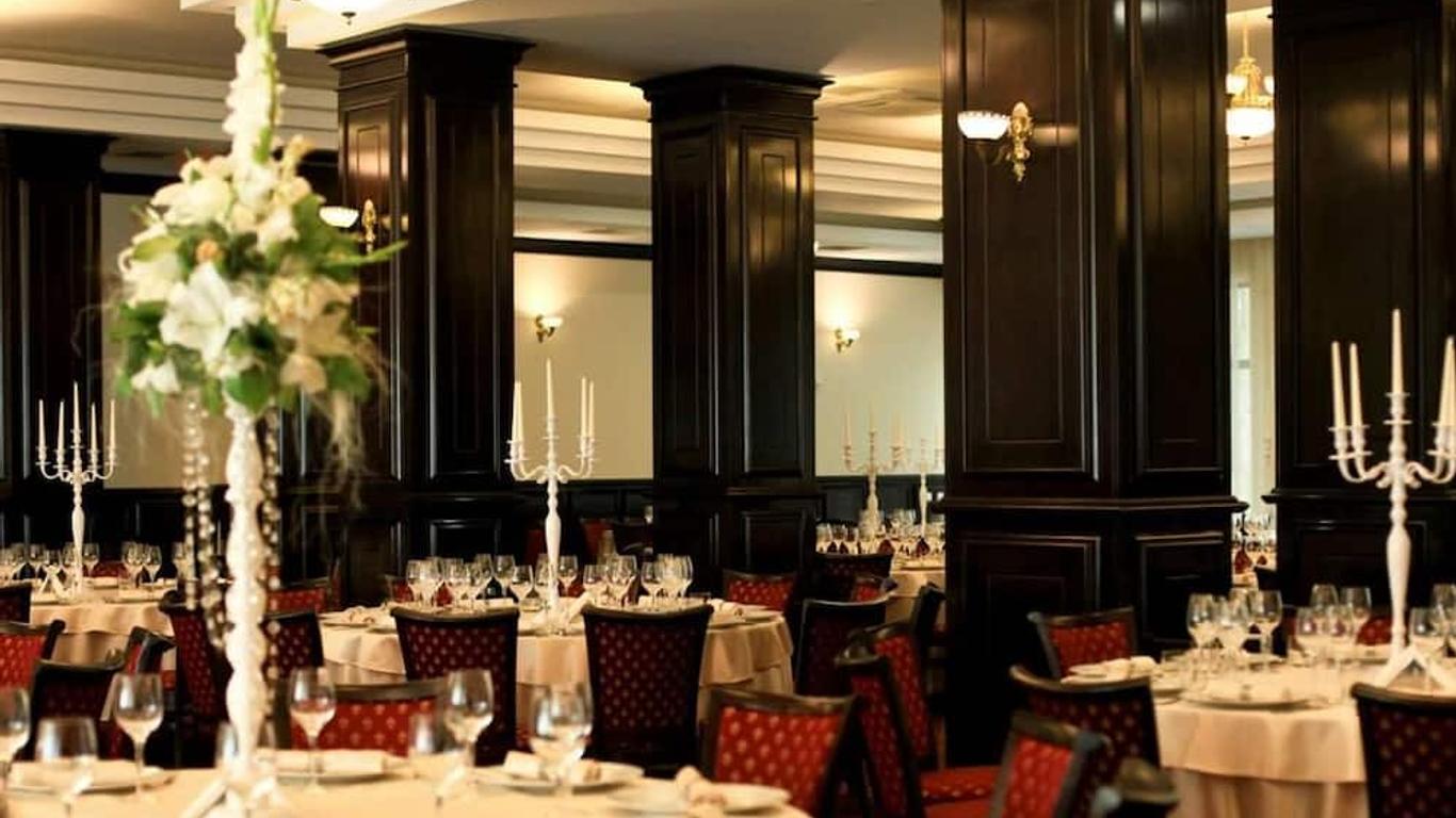 ريديو هوتل آند ريستورانت